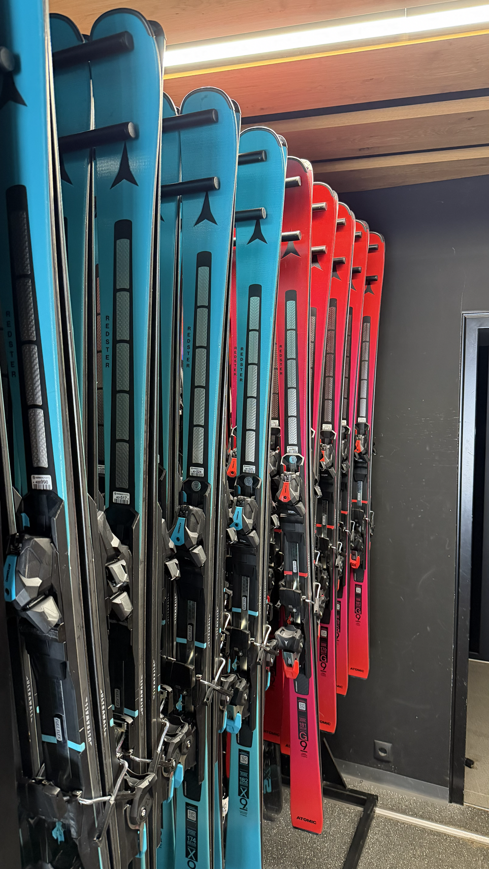 PLATINUM ski selection at GERBER SPORTS ski rental in K&uuml;htai