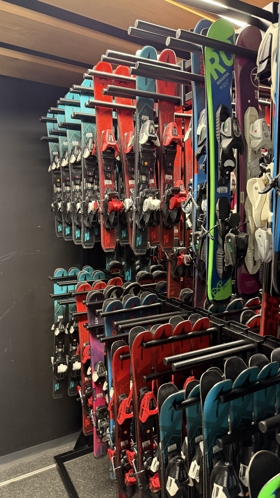 Kinderski ab 70 cm im Skiverleih von GERBER SPORTS in Kühtai